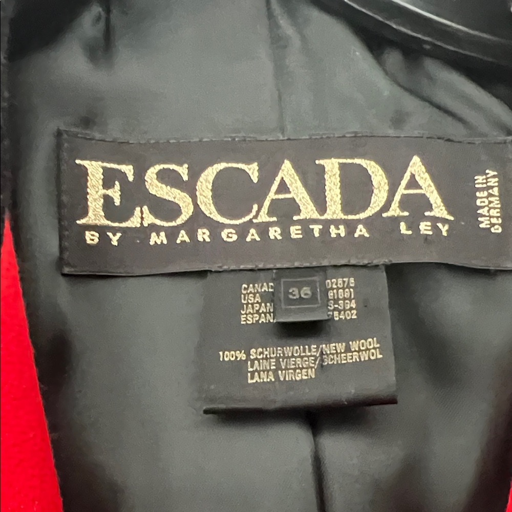 Escada Red and Black Double-Breasted Blazer with Gold Buttons - Picture 3 of 4